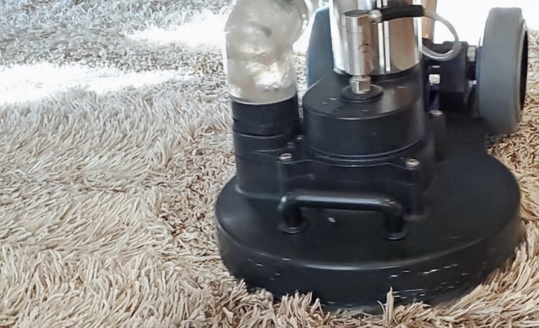 King Organic Clean, Organic Carpet Cleaning with the Tornado Powerhouse. Make white carpet Spot Free