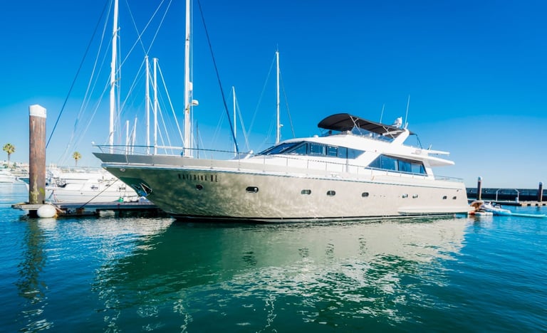 Our Falcon 82 yacht available for rent in Lisbon and Cascais