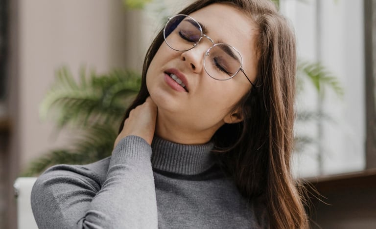 Cervical pain symptoms showing radiating neck and shoulder discomfort.