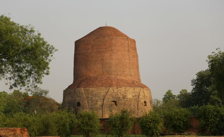 DHAMEK STUPA