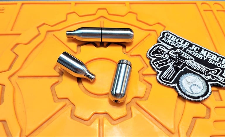 12G CO2 CANISTER REFILLABLE THREADED