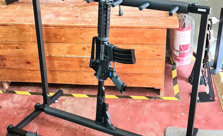 5 RIFLE GUN WEAPON RACK