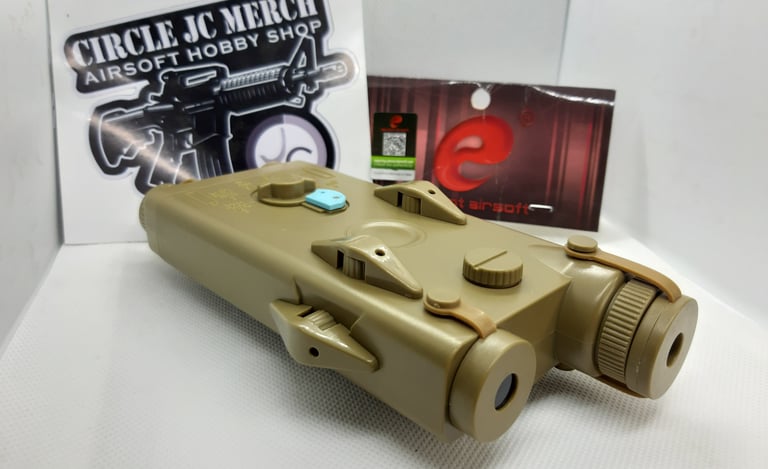 PEQ BATTERY CASE LONG WITH LASER TAN