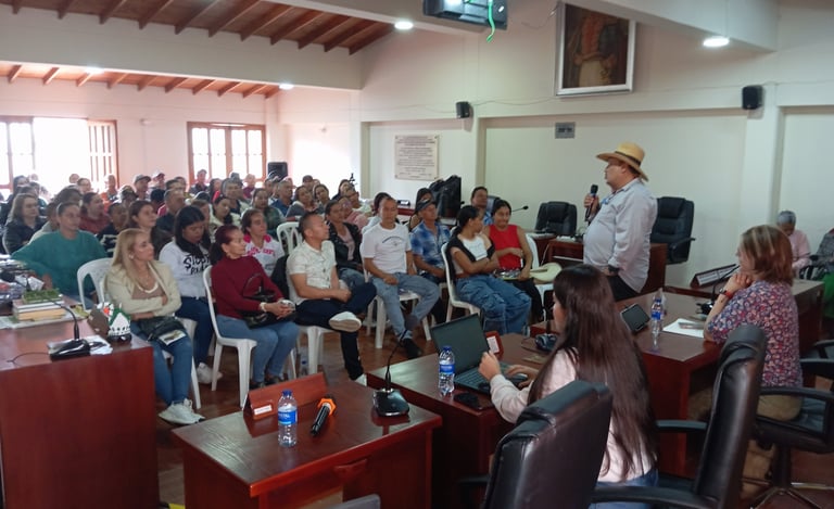 Reunión sobre programa de vivienda