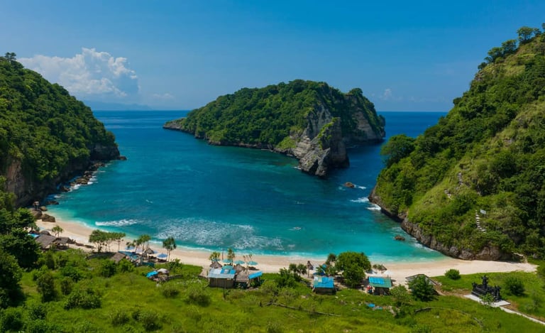 Atuh Beach