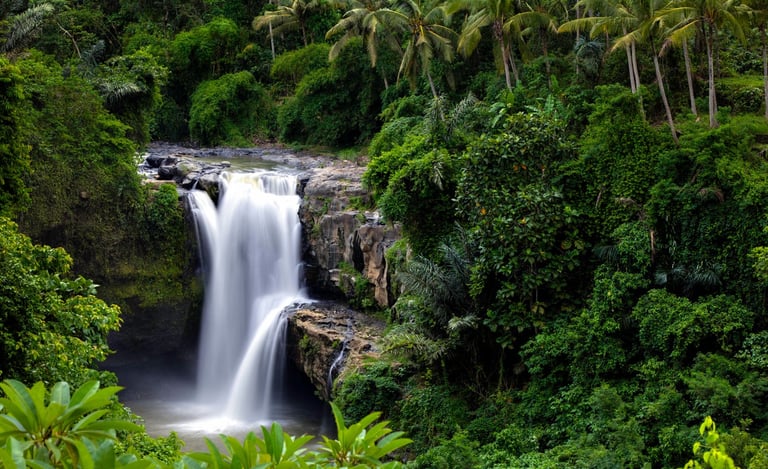 Tegenungan Waterfall