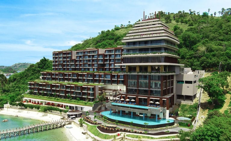 Katamaran Hotel & Resort at Komodo