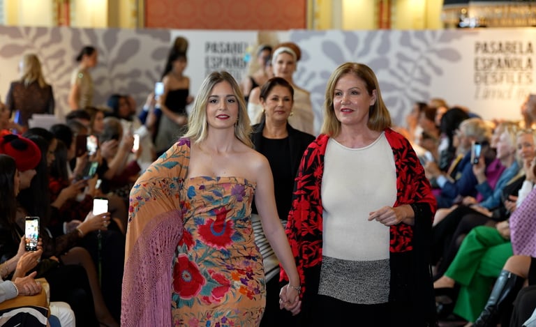 “Rincones de Antaño”: la colección de Tradiciones Isabela que honra nuestras raíces. en Paserela Esp