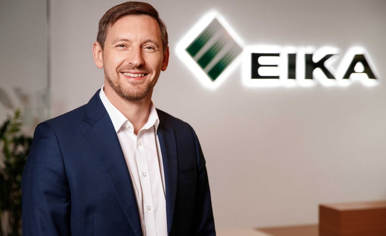 Profesionalūs verslo, linkedin portretai Vilniuje Kaune, dalykinė fotografija, asmeninis įvaizdis studijoje, darbo vietoje