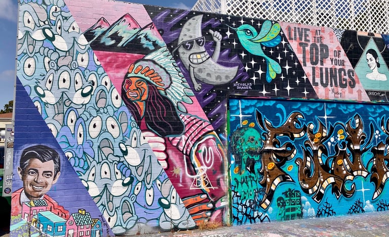 Alley Art Wall @ 550 Grand Avenue