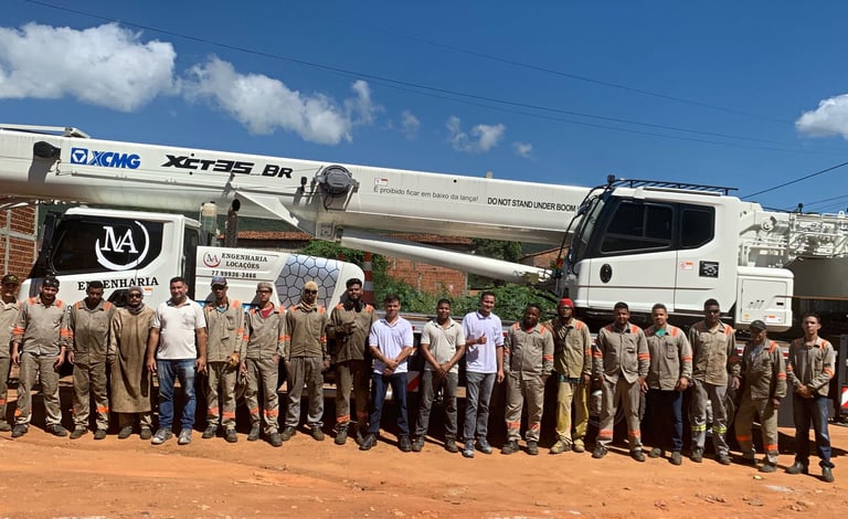 Há equipes distribuídas em outras localidades, garantindo uma presença abrangente e colaborativa.