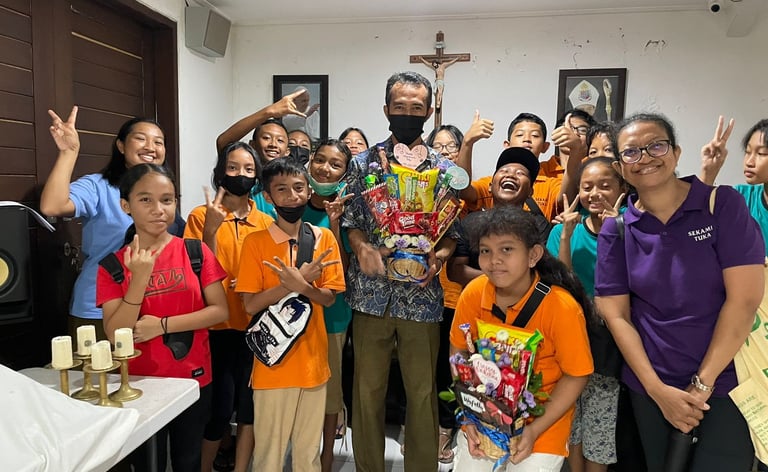 sekami bersama koster