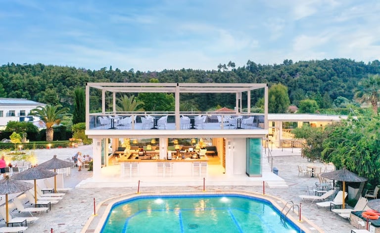 4⭐️ Chrousso Village Hotel