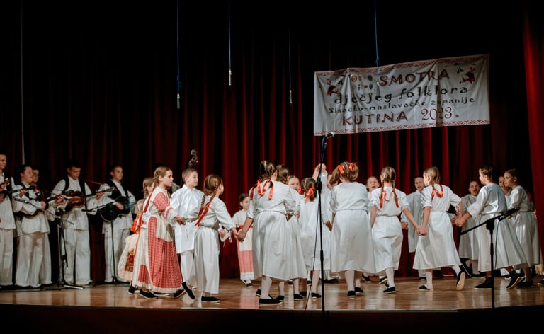 Dječja folklorna sekcija