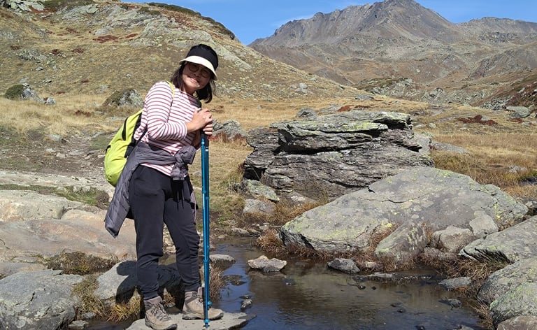 Mei en randonnée dans la vallée de la Clarée