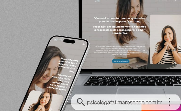 Notebook e celular mostrando uma Landing Page