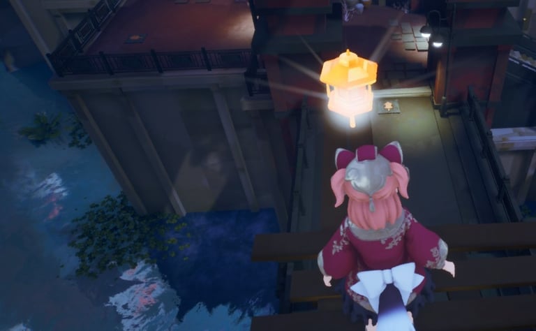 Tasomachi Golden Lantern