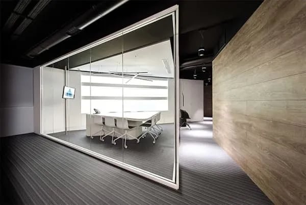 ΕΙΔΙΚΕΣ ΚΑΤΑΣΚΕΥΕΣ ΕΣΩΤΕΡΙΚΩΝ ΧΩΡΩΝ CORIAN