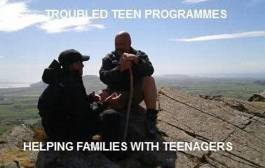Damon working with a teenager at teencampsuk