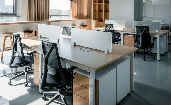 Nowoczesny fit-out biura