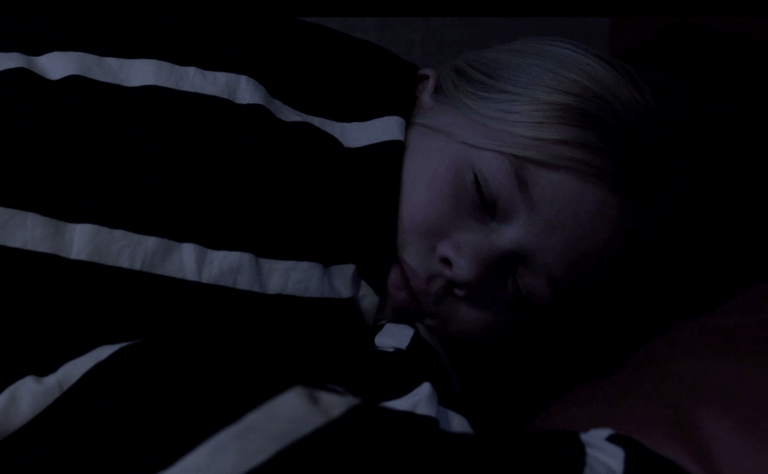 Nightmare scene from the film 'Ik ben eng'.