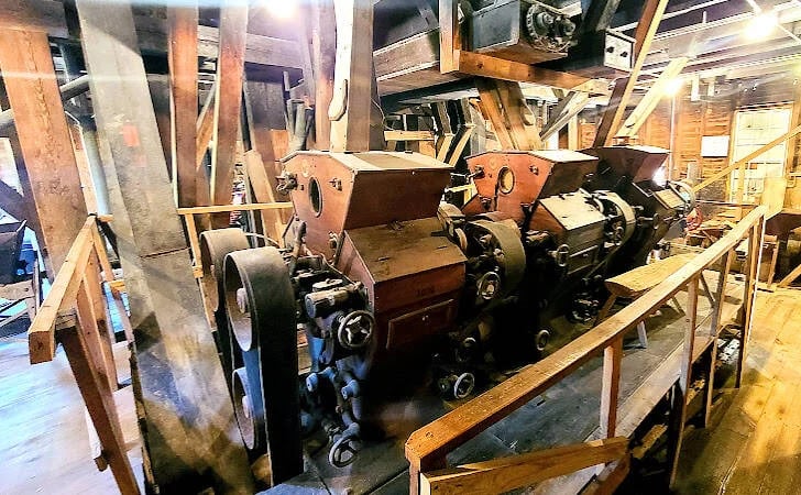 Dalton - Prater's Mill & Cotton Gin equipment that cleaned & ground the grain into meal