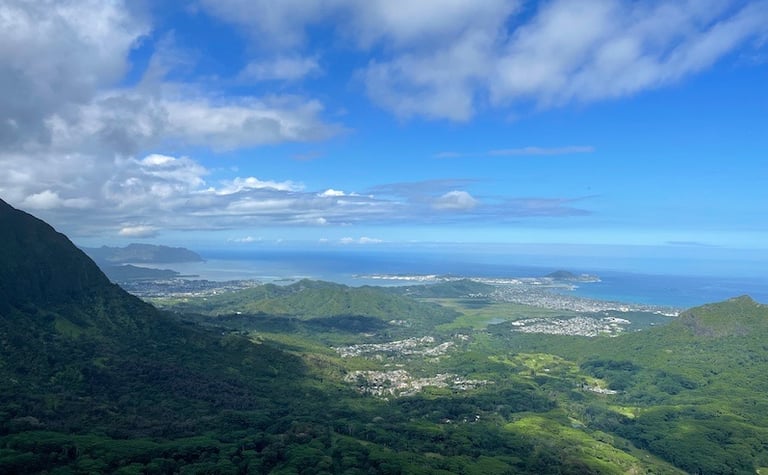 Ka'au Krater Trail O'ahu Hawai'i