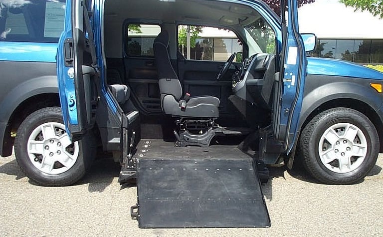 Honda Element X-WAV Side Entry by Freedom Motors