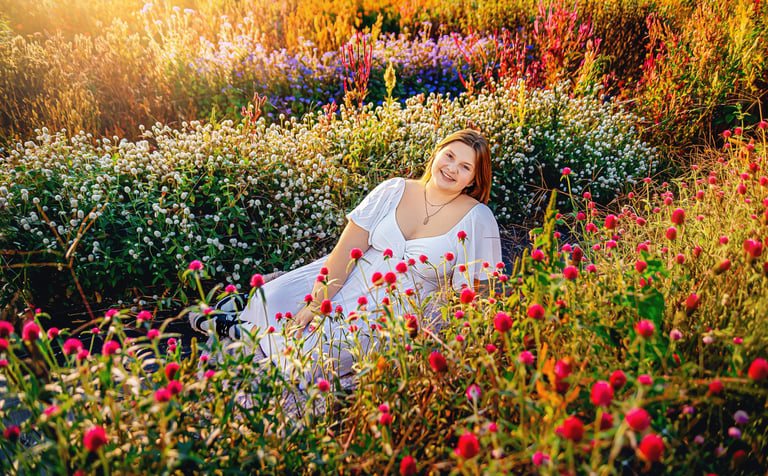 Elizabethtown PA Senior pictures at Country Joy Flowers by a Lancaster PA senior picture photographer