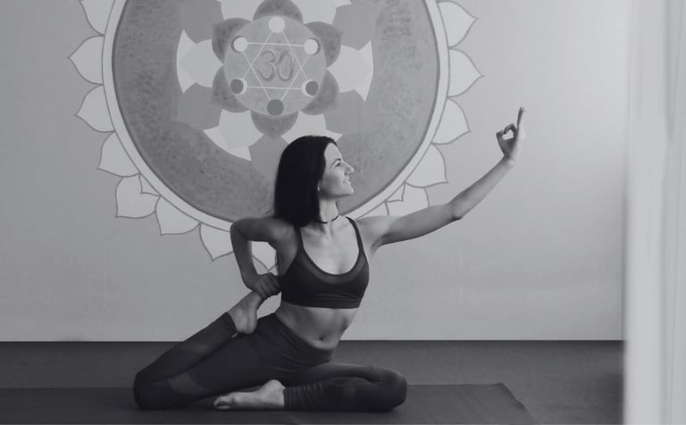 Чакра Йога с Николета Ковачева 