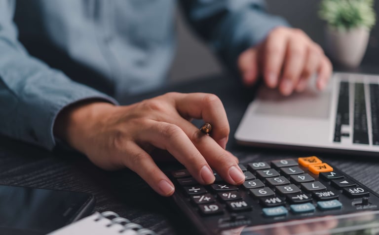 PROFISSIONAL CALCULANDO TRIBUTOS