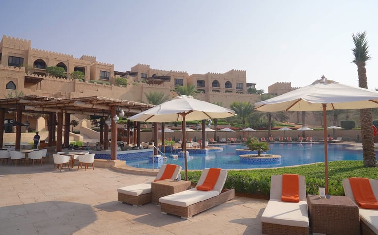 anantara-qasr-al-sarab-main-pool-1