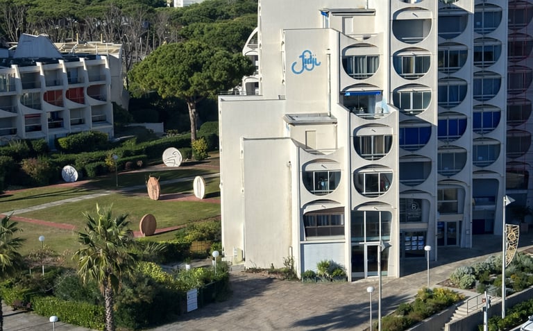 residence le fidji à la grande motte avec son cabinet infirmier