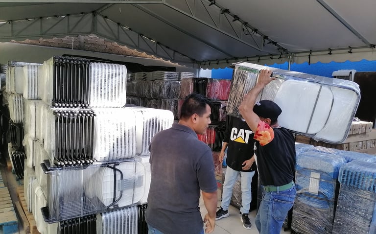 Venta de Mobiliario para Eventos Fiestas del Sol Mobiliario www.sillasymesasfiestasdelsol.com