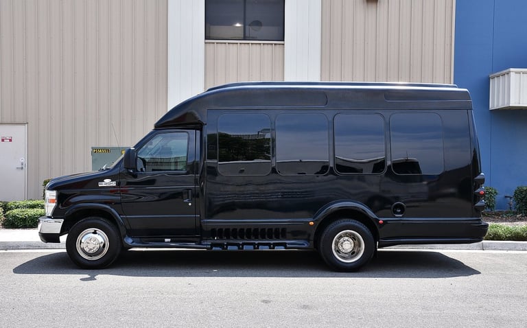 15 passengers party bus for bachelor and bachelorette, weddings, and proms in NJ, NY, MA, CT