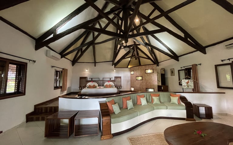 Ravintsara Wellness Hotel (photos courtesy of Expedia)