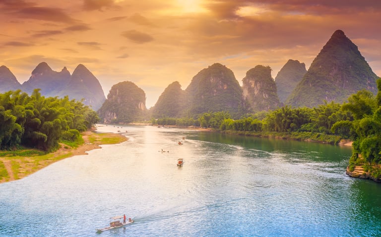 tourist activities, relax outdoors, explore Vietnam