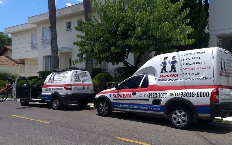 carros da suprema desentupidora