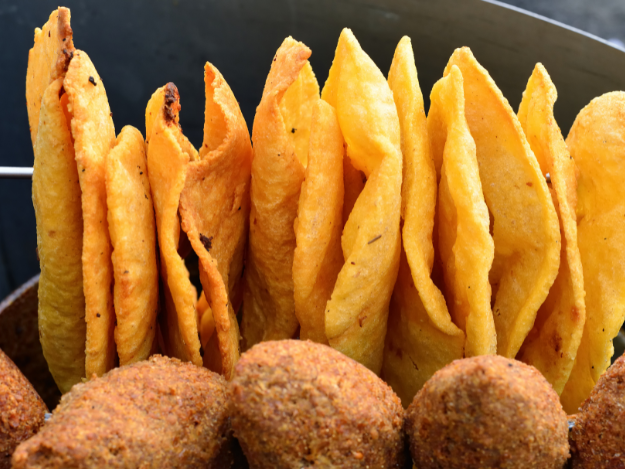 a basket of fried puerto rican street food