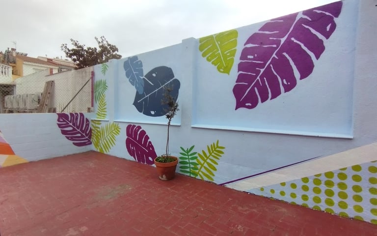 graffiti mural escuela plantas hojas colores