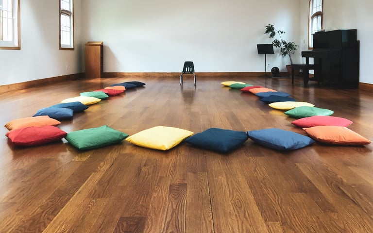 ASD Movimento Bergamo - Yoga bimbi - richard-payette-plnmuqtage4-unsplash-