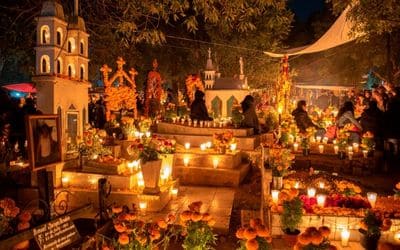 Panteon de Tzurumutaro - Tour de Muertos en Michoacán