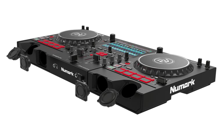 Numark Mixstream Pro en perspectiva, controladora DJ autónoma con WiFi, streaming y Engine DJ para eventos y sesiones DJ