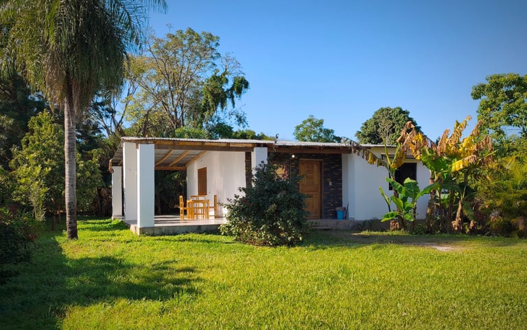 Zum Verkauf: Möbliertes 63 m² Haus mit Garten in zentraler Lage von Mbocayaty, Paraguay