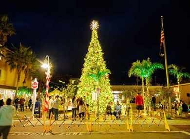 christmas-on-bridge-street-1