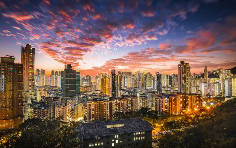 Imagen de la ciudad de caracas venezuela con el cielo de varios colores