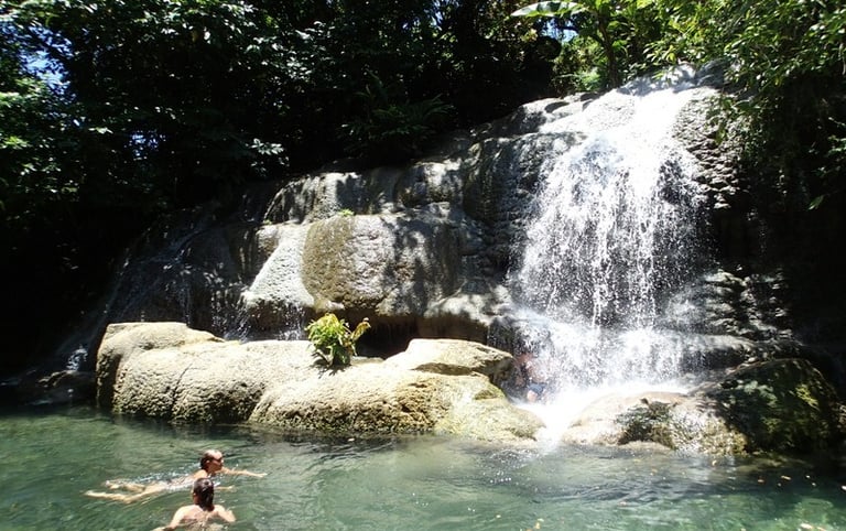 Tuffintari Water South Santo Tour