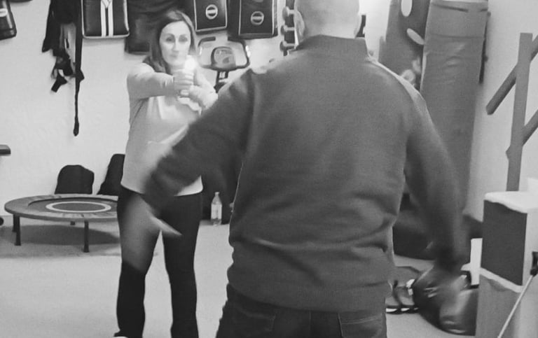 Corso spray al peperoncino O.C. Spark-Combat