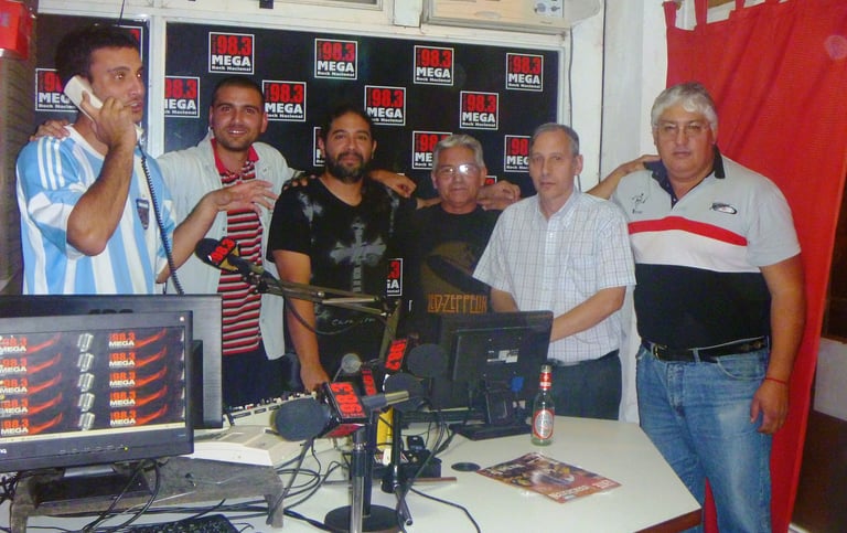 CLAVICULA NOX, FM 98.3 MEGA SANTA FE - 22 DE MARZO DE 2014