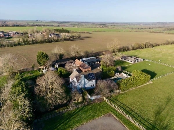 Jim Kreber's farm in Ettington, Warwickshire, UK